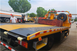 越秀区附近拖车电话号码服务