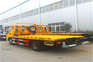 越秀区附近拖车救援搭电